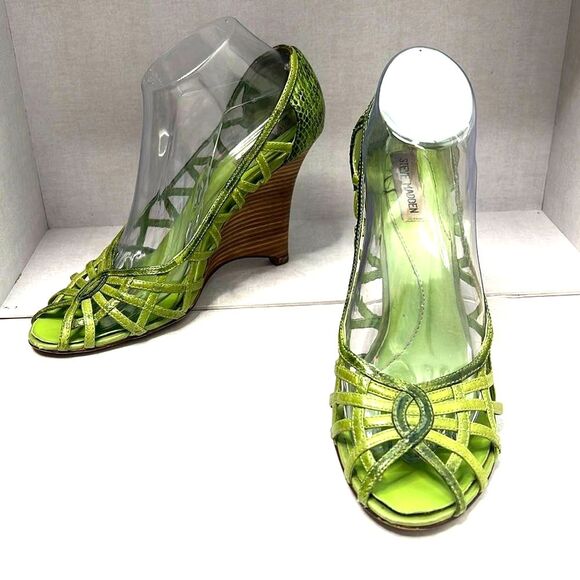 Y2K Steve Madden peep toe green reptile wedges Academia size 8.5 - Picture 1 of 9
